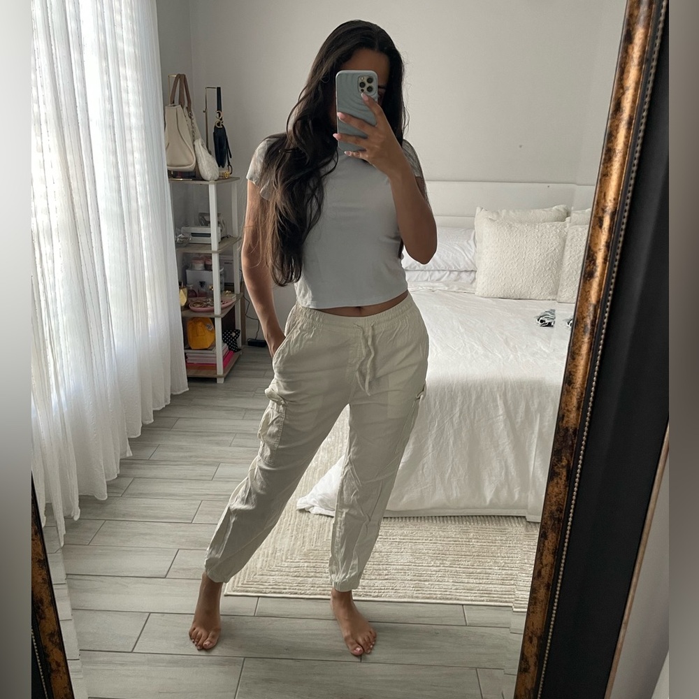 L.T.J (letter to Juliet) Los Angeles Ivory Jogger Pants - Picture 3 of 6
